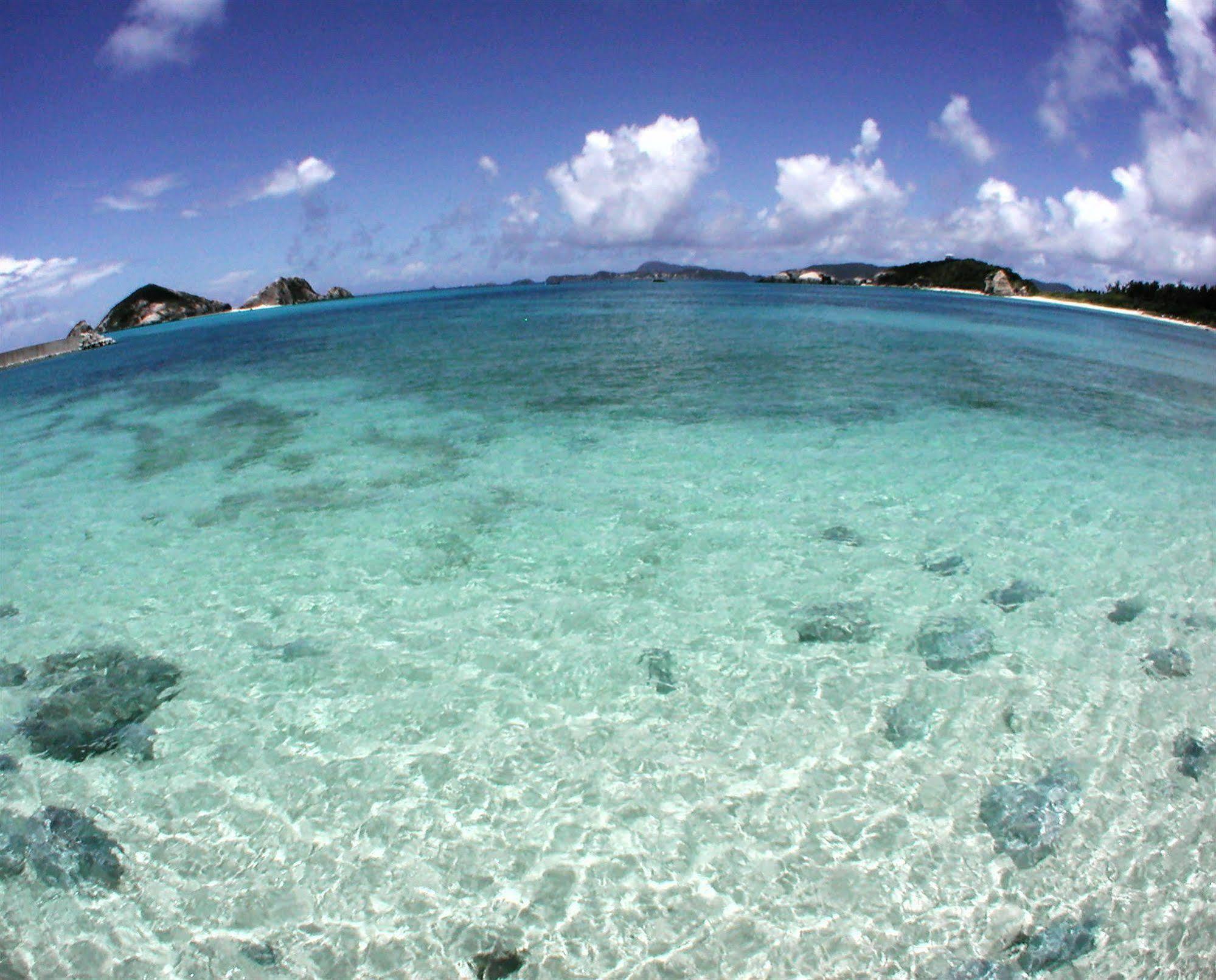 Pension Sea Friend Tokashiki Bagian luar foto